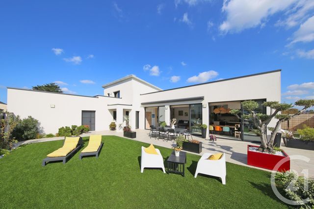 Maison à vendre - 4 pièces - 183 m2 - Agon Coutainville - 50 - BASSE-NORMANDIE