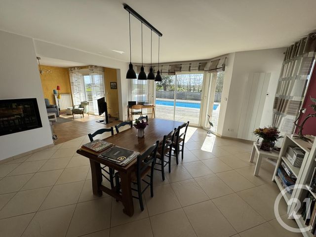 Afficher la photo en grand Maison à vendre - 6 pièces - 157 m2 - Heugueville Sur Sienne - 50 - BASSE-NORMANDIE