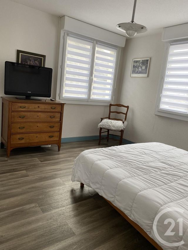 Afficher la photo en grand Appartement F3 à vendre - 3 pièces - 79 m2 - Agon Coutainville - 50 - BASSE-NORMANDIE