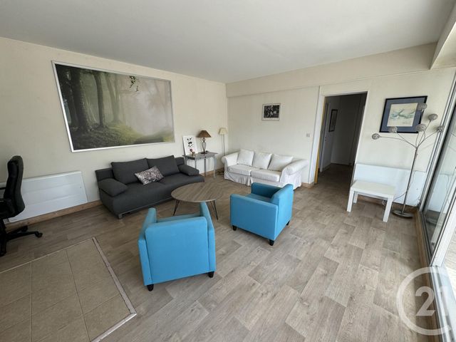Afficher la photo en grand Appartement F3 à vendre - 3 pièces - 79 m2 - Agon Coutainville - 50 - BASSE-NORMANDIE