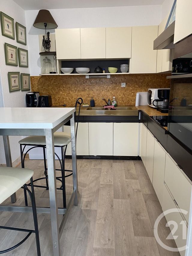 Afficher la photo en grand Appartement F3 à vendre - 3 pièces - 79 m2 - Agon Coutainville - 50 - BASSE-NORMANDIE