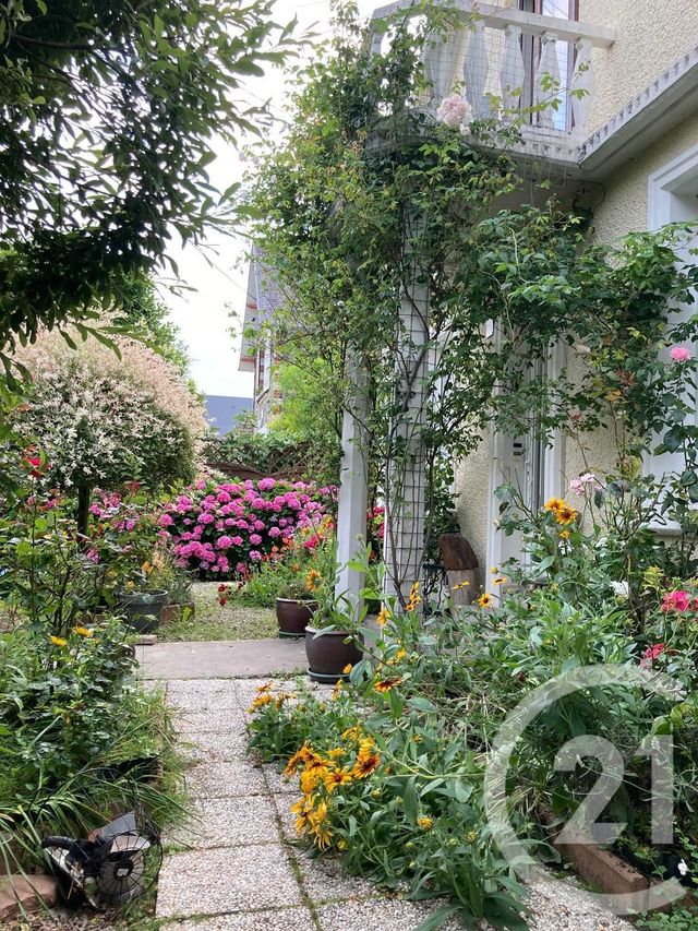 Afficher la photo en grand Maison à vendre - 7 pièces - 113 m2 - Agon Coutainville - 50 - BASSE-NORMANDIE