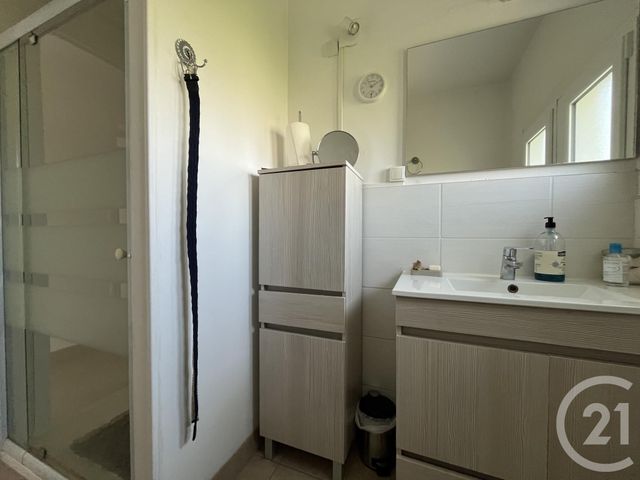 Afficher la photo en grand Maison à vendre - 5 pièces - 74 m2 - Gouville Sur Mer - 50 - BASSE-NORMANDIE