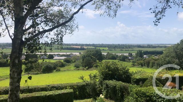 Maison à vendre - 7 pièces - 137,59 m2 - Heugueville Sur Sienne - 50 - BASSE-NORMANDIE