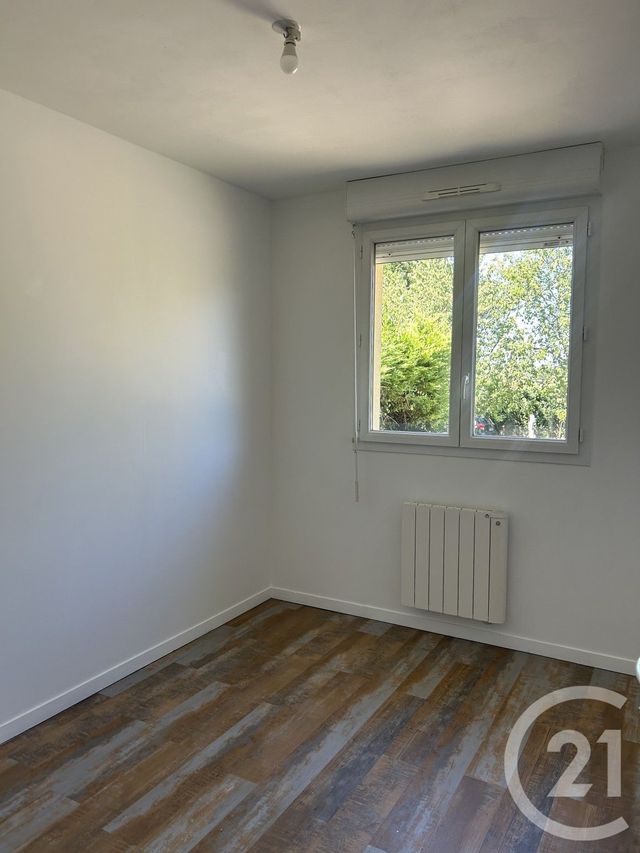Maison &agrave; louer - 4 pi&egrave;ces - 77,77 m2 - Tourville Sur Sienne - 50 - BASSE-NORMANDIE