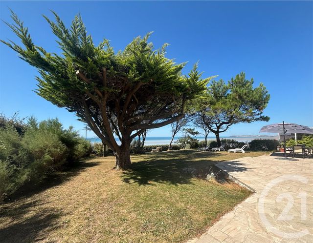 Afficher la photo en grand Maison à vendre - 7 pièces - 140,24 m2 - St Pair Sur Mer - 50 - BASSE-NORMANDIE