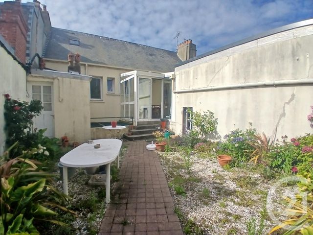 Afficher la photo en grand Appartement F5 à vendre - 6 pièces - 106 m2 - Granville - 50 - BASSE-NORMANDIE