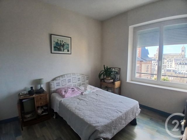 Afficher la photo en grand Appartement F5 à vendre - 6 pièces - 106 m2 - Granville - 50 - BASSE-NORMANDIE