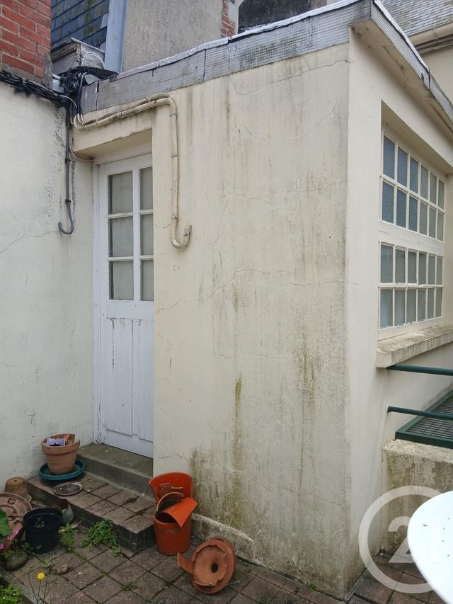 Afficher la photo en grand Appartement F5 à vendre - 6 pièces - 106 m2 - Granville - 50 - BASSE-NORMANDIE