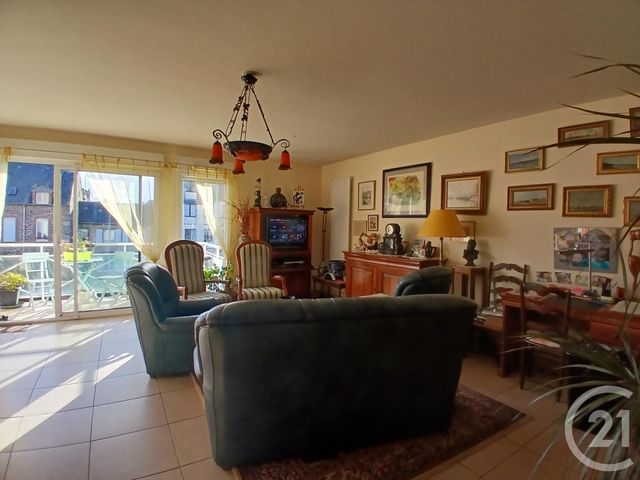 Appartement F5 &agrave; vendre - 4 pi&egrave;ces - 98,01 m2 - Granville - 50 - BASSE-NORMANDIE