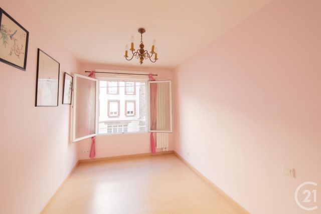 Appartement F5 &agrave; vendre - 4 pi&egrave;ces - 98,01 m2 - Granville - 50 - BASSE-NORMANDIE