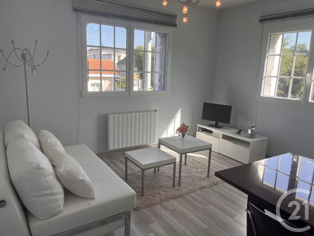 Appartement F2 à vendre - 2 pièces - 31,81 m2 - Jullouville - 50 - BASSE-NORMANDIE