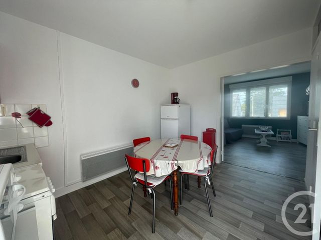 Appartement F1 à vendre - 1 pièce - 25,50 m2 - Jullouville - 50 - BASSE-NORMANDIE