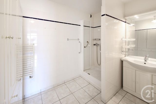 Appartement F3 à vendre - 3 pièces - 95,51 m2 - Granville - 50 - BASSE-NORMANDIE