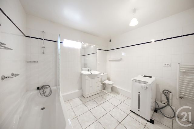 Appartement F3 à vendre - 3 pièces - 95,51 m2 - Granville - 50 - BASSE-NORMANDIE