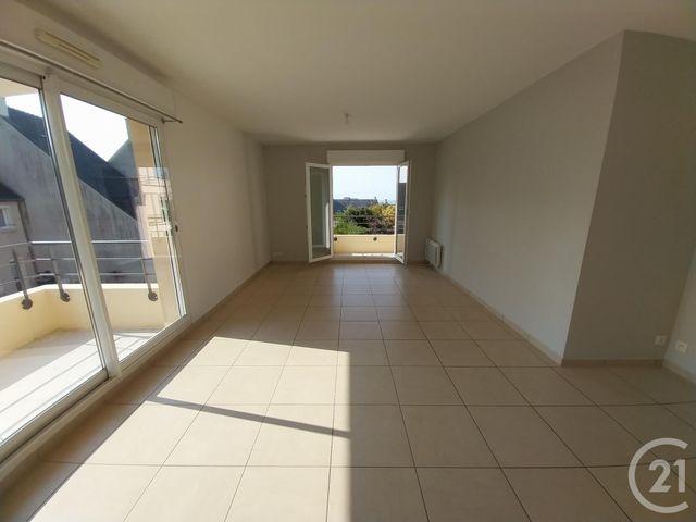 Afficher la photo en grand Appartement F4 à vendre - 4 pièces - 83,60 m2 - Granville - 50 - BASSE-NORMANDIE