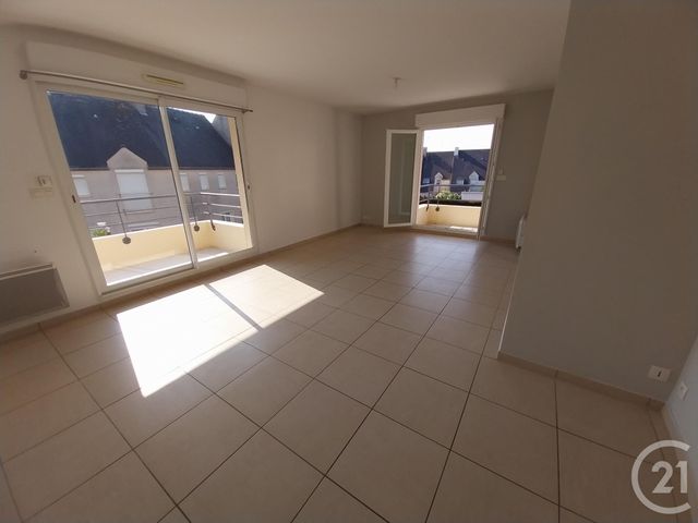 Afficher la photo en grand Appartement F4 à vendre - 4 pièces - 83,60 m2 - Granville - 50 - BASSE-NORMANDIE