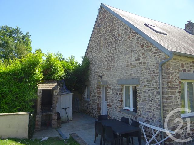 Maison à vendre - 5 pièces - 83,12 m2 - St Planchers - 50 - BASSE-NORMANDIE