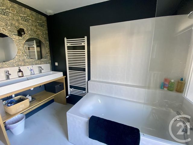 Afficher la photo en grand Maison à vendre - 5 pièces - 131,56 m2 - Granville - 50 - BASSE-NORMANDIE