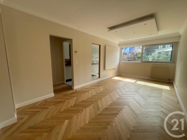 Appartement F3 à vendre - 3 pièces - 60,80 m2 - Granville - 50 - BASSE-NORMANDIE