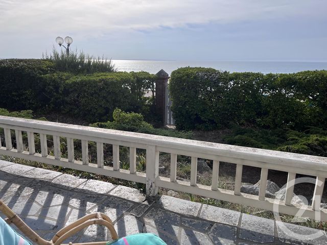 Maison à vendre - 8 pièces - 145 m2 - Jullouville - 50 - BASSE-NORMANDIE