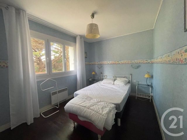 Maison à vendre - 8 pièces - 225,79 m2 - Jullouville - 50 - BASSE-NORMANDIE