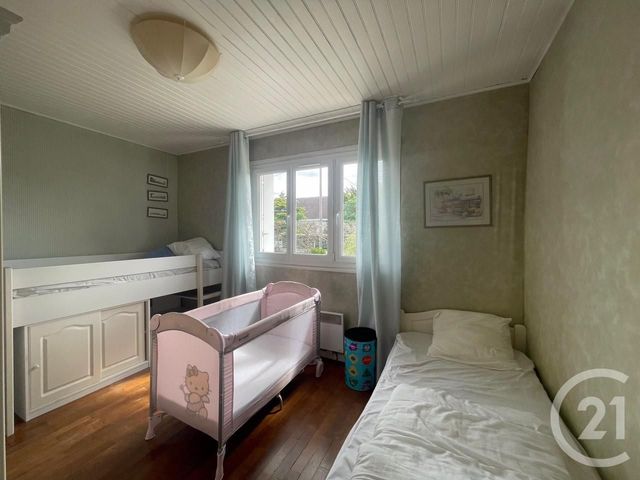 Maison à vendre - 8 pièces - 225,79 m2 - Jullouville - 50 - BASSE-NORMANDIE