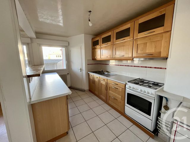 Afficher la photo en grand Appartement F3 à vendre - 3 pièces - 55,81 m2 - Granville - 50 - BASSE-NORMANDIE