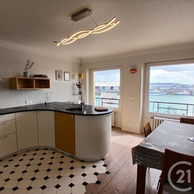 Appartement F4 &agrave; vendre - 5 pi&egrave;ces - 113 m2 - Granville - 50 - BASSE-NORMANDIE