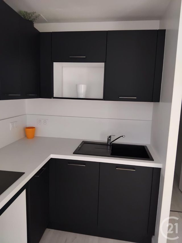 Afficher la photo en grand Appartement F2 à louer - 2 pièces - 35,05 m2 - Granville - 50 - BASSE-NORMANDIE