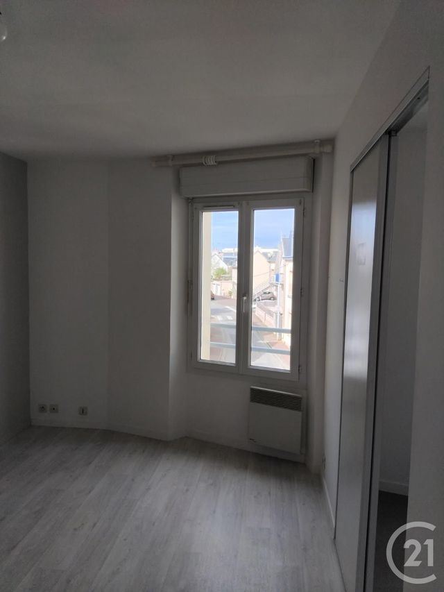 Afficher la photo en grand Appartement F2 à louer - 2 pièces - 35,05 m2 - Granville - 50 - BASSE-NORMANDIE