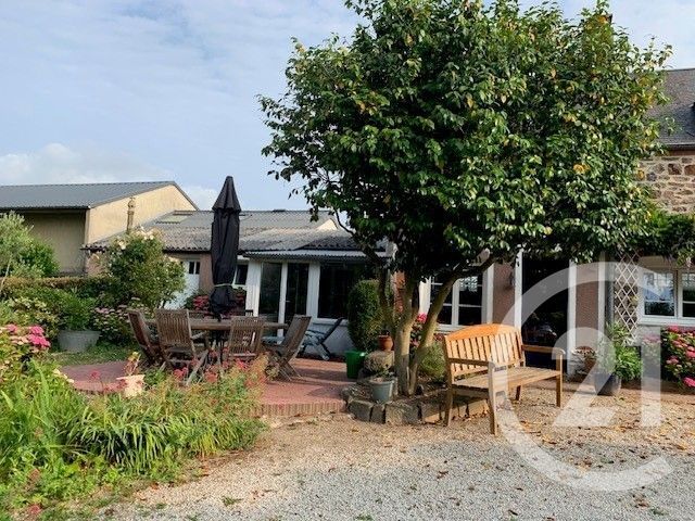 Maison à vendre - 9 pièces - 219 m2 - La Haye Pesnel - 50 - BASSE-NORMANDIE