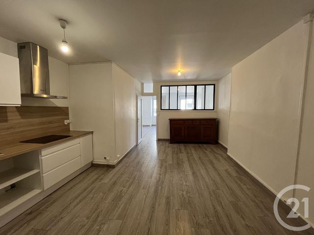 Appartement F2 &agrave; louer - 2 pi&egrave;ces - 43,66 m2 - Granville - 50 - BASSE-NORMANDIE