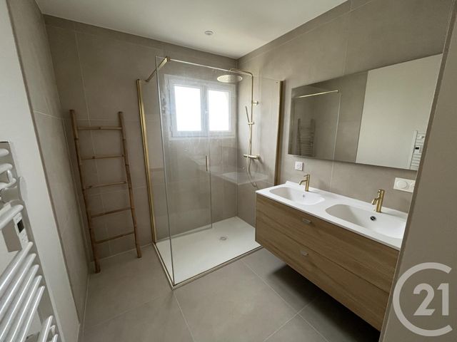 Maison &agrave; louer - 5 pi&egrave;ces - 103,05 m2 - Brehal - 50 - BASSE-NORMANDIE