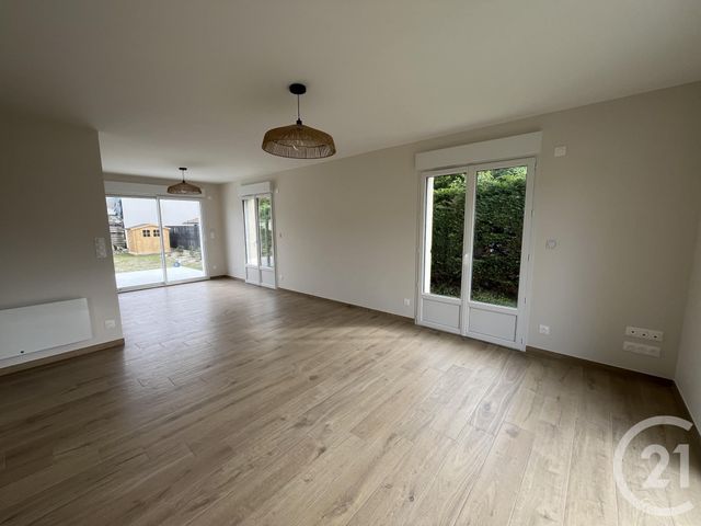 Maison &agrave; louer - 5 pi&egrave;ces - 103,05 m2 - Brehal - 50 - BASSE-NORMANDIE