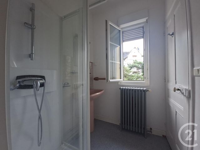 Maison &agrave; vendre - 5 pi&egrave;ces - 75,59 m2 - St Pair Sur Mer - 50 - BASSE-NORMANDIE