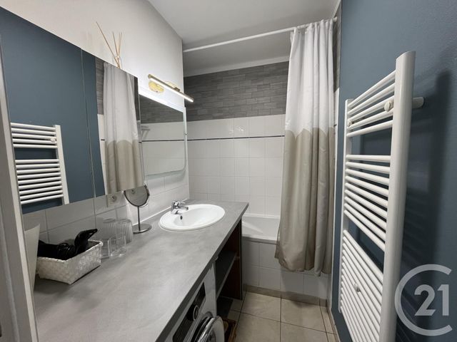Appartement F3 &agrave; louer - 3 pi&egrave;ces - 76,64 m2 - Granville - 50 - BASSE-NORMANDIE