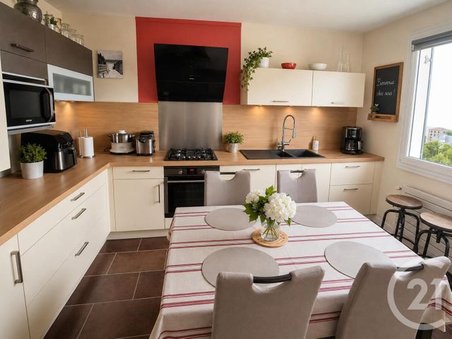 Appartement F4 &agrave; vendre - 4 pi&egrave;ces - 93,12 m2 - Donville Les Bains - 50 - BASSE-NORMANDIE