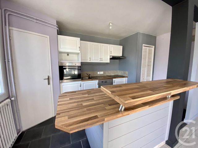 Appartement F3 &agrave; louer - 3 pi&egrave;ces - 75,24 m2 - Granville - 50 - BASSE-NORMANDIE