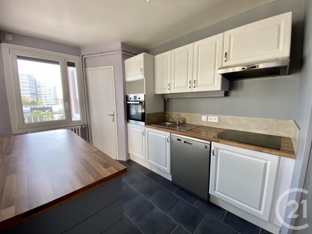 Appartement F3 &agrave; louer - 3 pi&egrave;ces - 75,24 m2 - Granville - 50 - BASSE-NORMANDIE