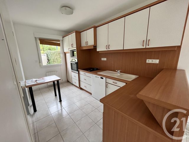 Maison &agrave; louer - 4 pi&egrave;ces - 75,36 m2 - Jullouville - 50 - BASSE-NORMANDIE