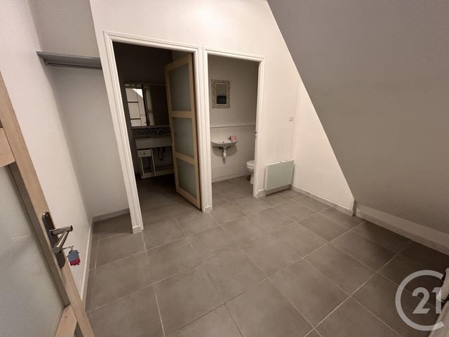 Appartement F1 &agrave; louer - 1 pi&egrave;ce - 39 m2 - Granville - 50 - BASSE-NORMANDIE