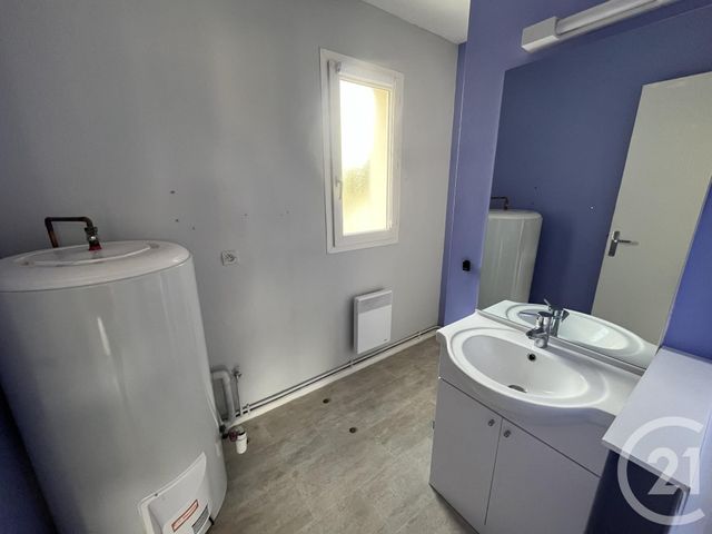 Appartement F2 &agrave; louer - 2 pi&egrave;ces - 35,29 m2 - Granville - 50 - BASSE-NORMANDIE